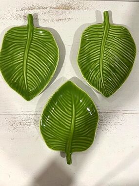 Set of 3 Cabbage Leaf Trinket Ceramic Dishes